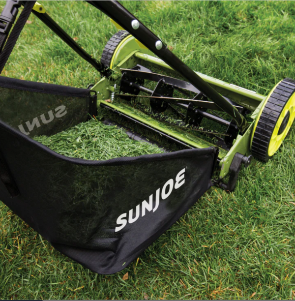 Restored Sun Joe MJ500M | In-Store Exclusive | Manual Reel Mower w/ Grass Catcher | 16 inch (Refurbished) - Image 3